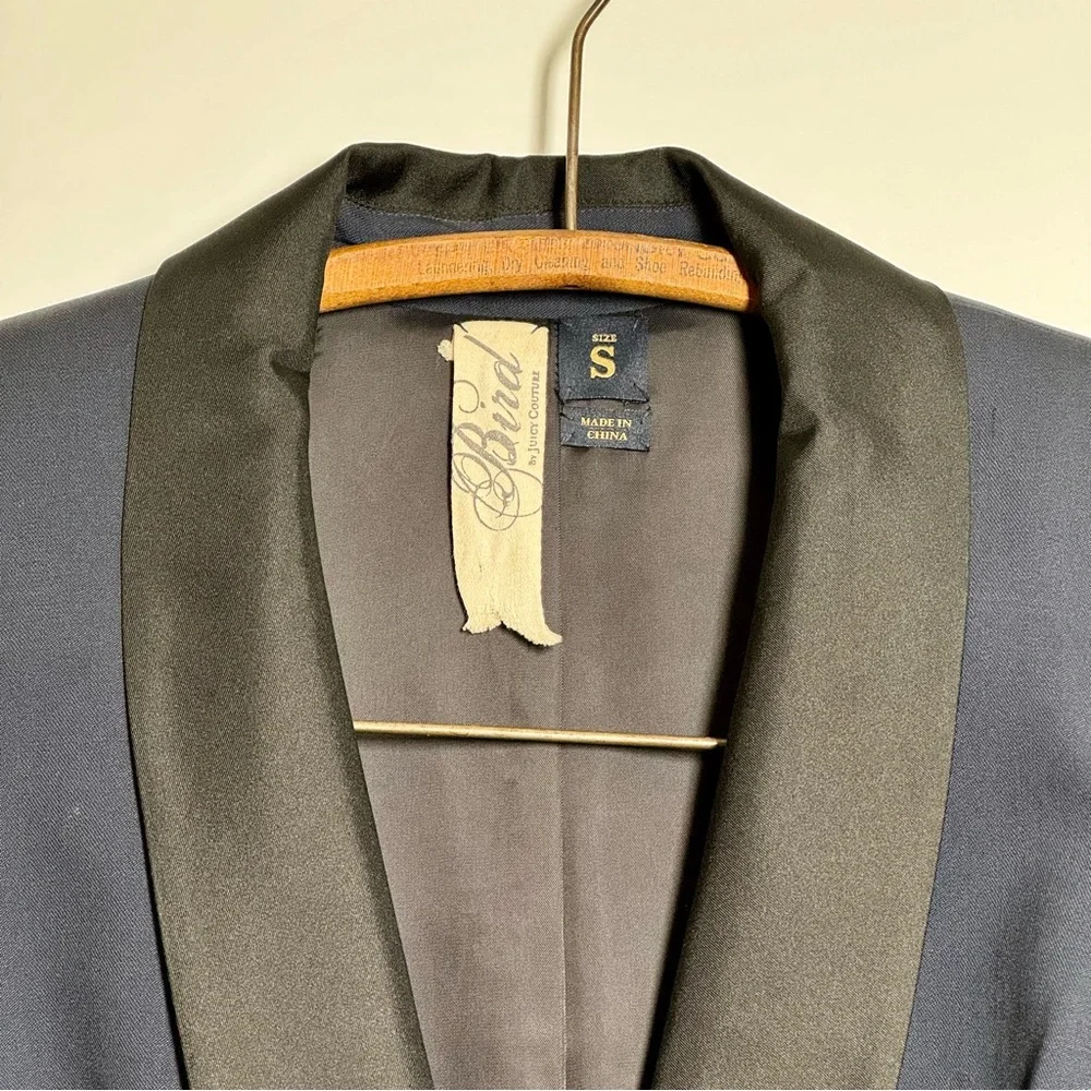 Bɪʀᴅ ʙʏ Jᴜɪᴄʏ Cᴏᴜᴛᴜʀᴇ Wᴏᴍᴇɴs Eʟᴏɴɢᴀᴛᴇᴅ Nᴀᴠʏ Cᴏɴᴛʀᴀsᴛ Lᴀᴘᴇʟ Bʟᴀᴢᴇʀ - Picture 4 of 14